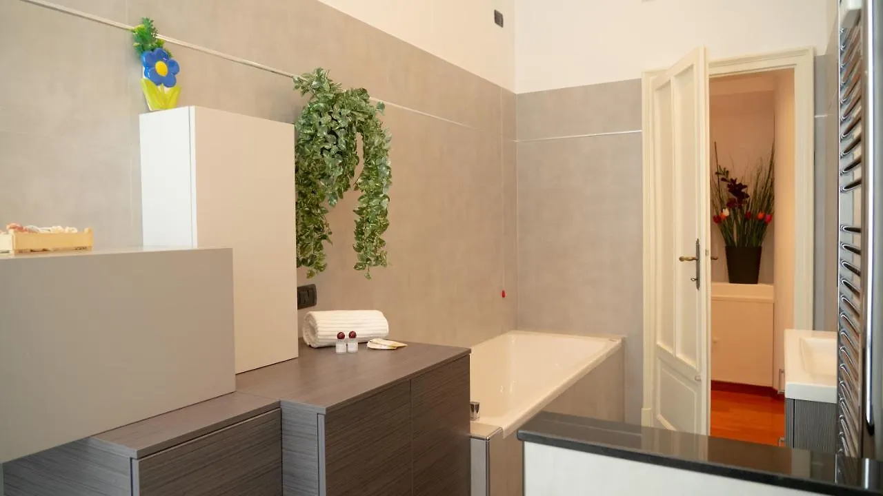 ****Buenos Aires Luxury Apartment Milano -5 Min. Duomo Milan